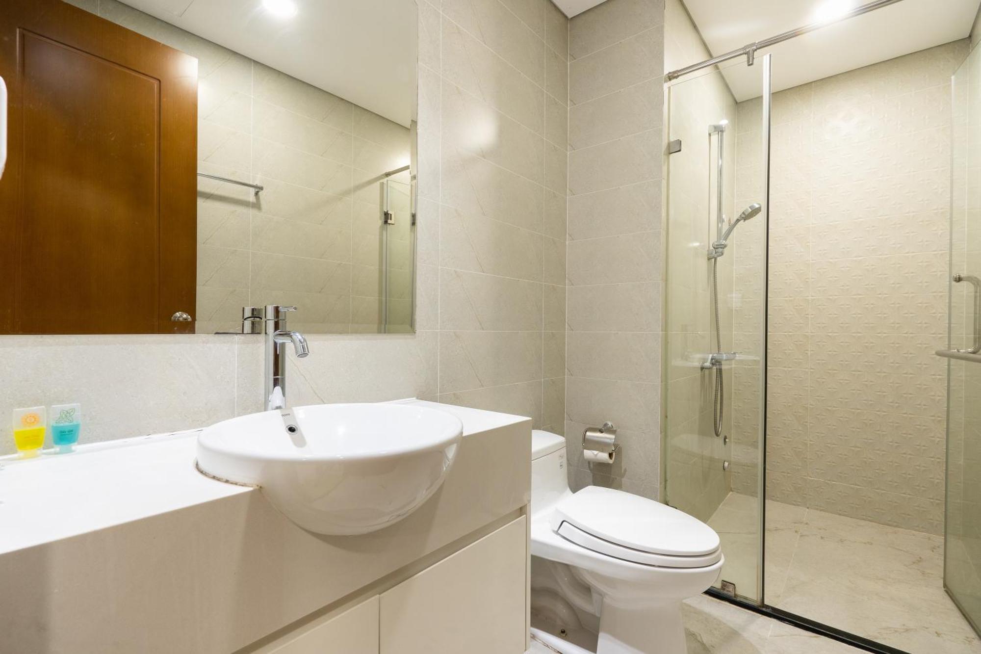 Vinhomes Central Park - Serviced Apartments Rental Ltd Hô Chi Minh-Ville Extérieur photo
