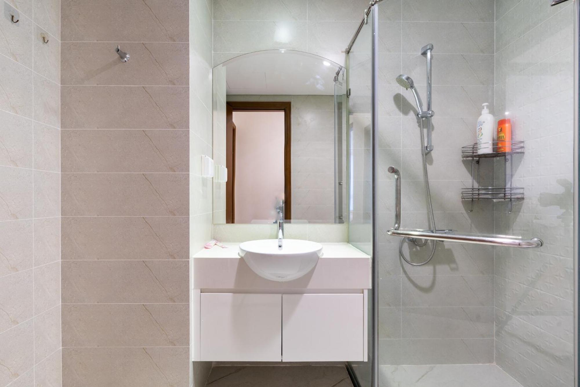 Vinhomes Central Park - Serviced Apartments Rental Ltd Hô Chi Minh-Ville Extérieur photo